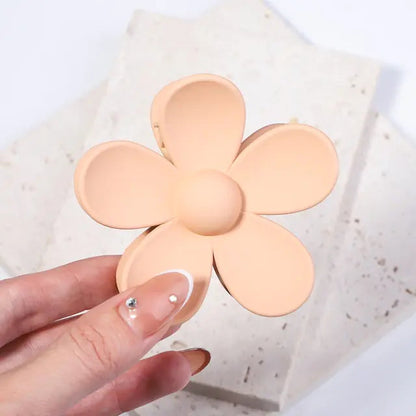 Flower Shaped Hair Clips - Kia Day Design