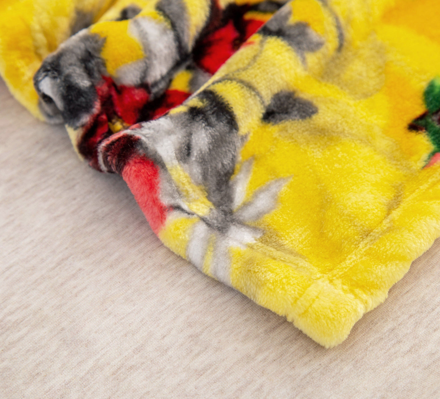 DaDa Bedding Yellow Farmhouse Rustic Spring Floral Hummingbirds Soft Fleece Throw Blanket (925) - - Throw Blankets