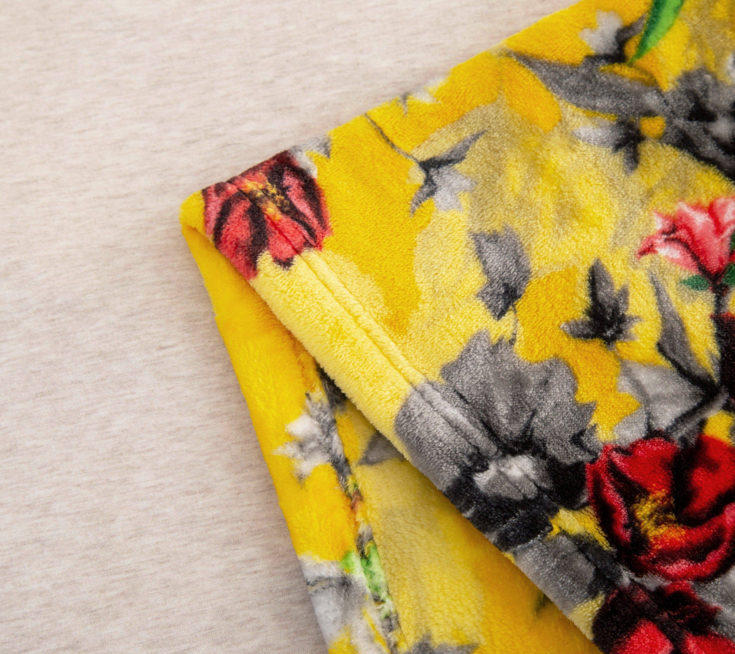 DaDa Bedding Yellow Farmhouse Rustic Spring Floral Hummingbirds Soft Fleece Throw Blanket (925) - - Throw Blankets