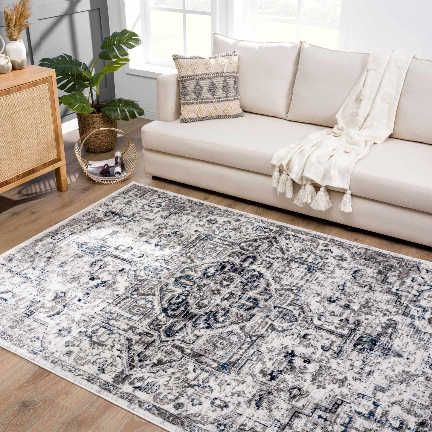 Buenaventura Cream & Navy Area Rug - - Rugs