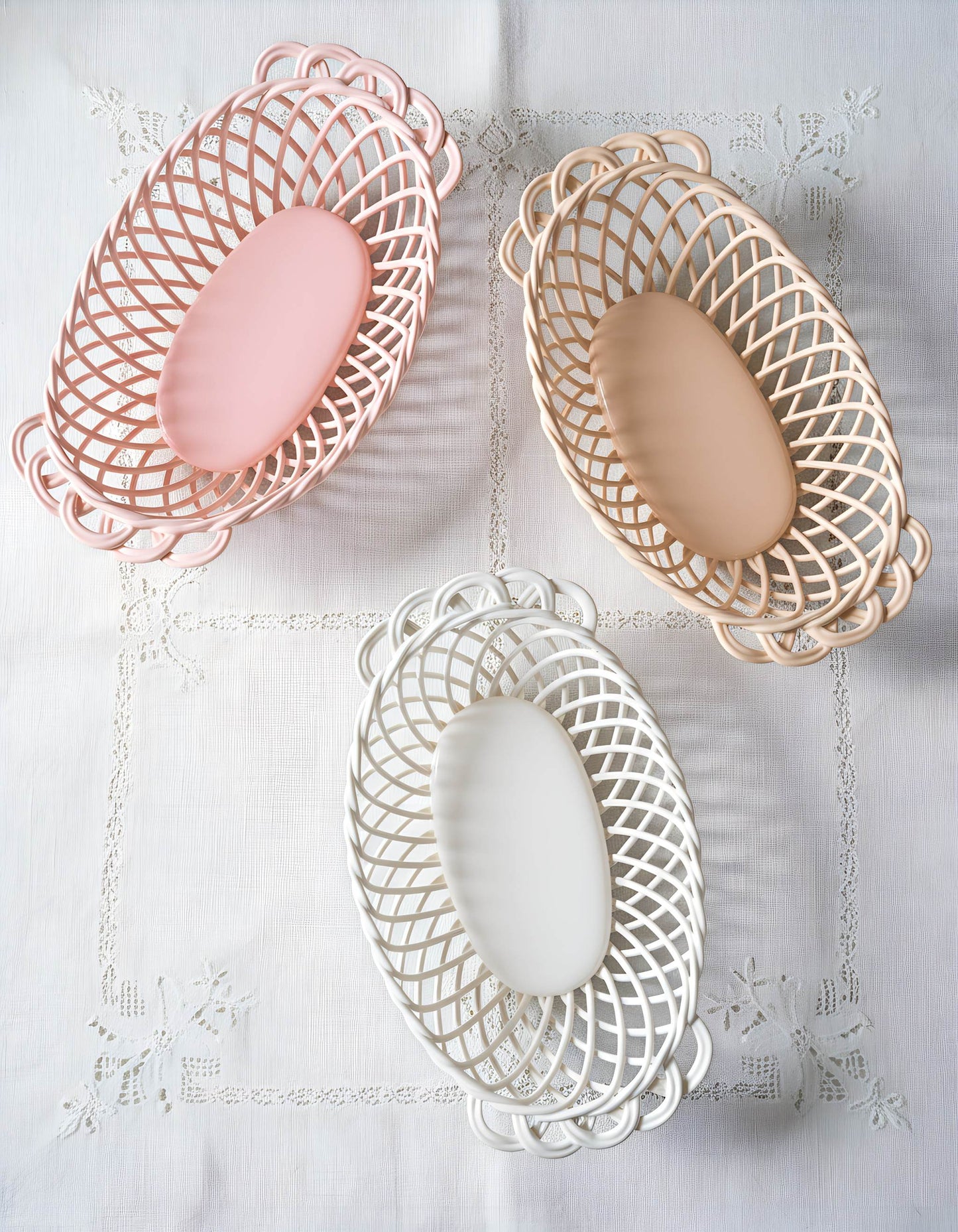 Ceramic Oval Basket – Hand-Woven Dish in White, Beige & Pink Glazed Porcelain - - Bowl