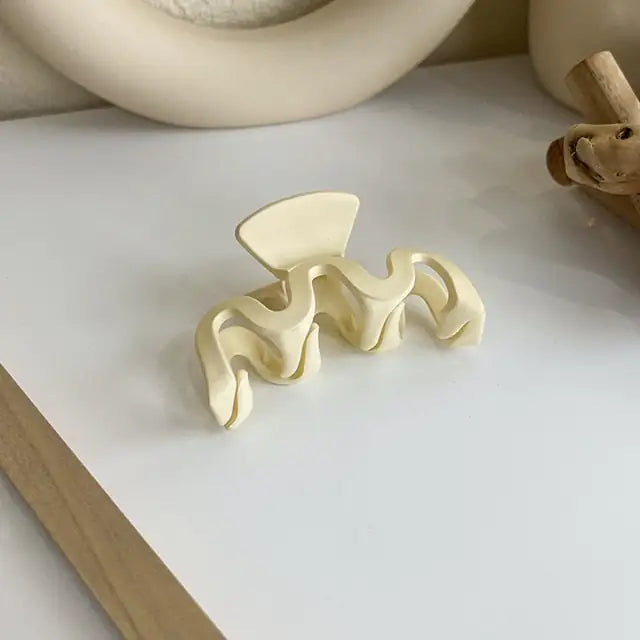 Coffee  Hair Clip-Wavy