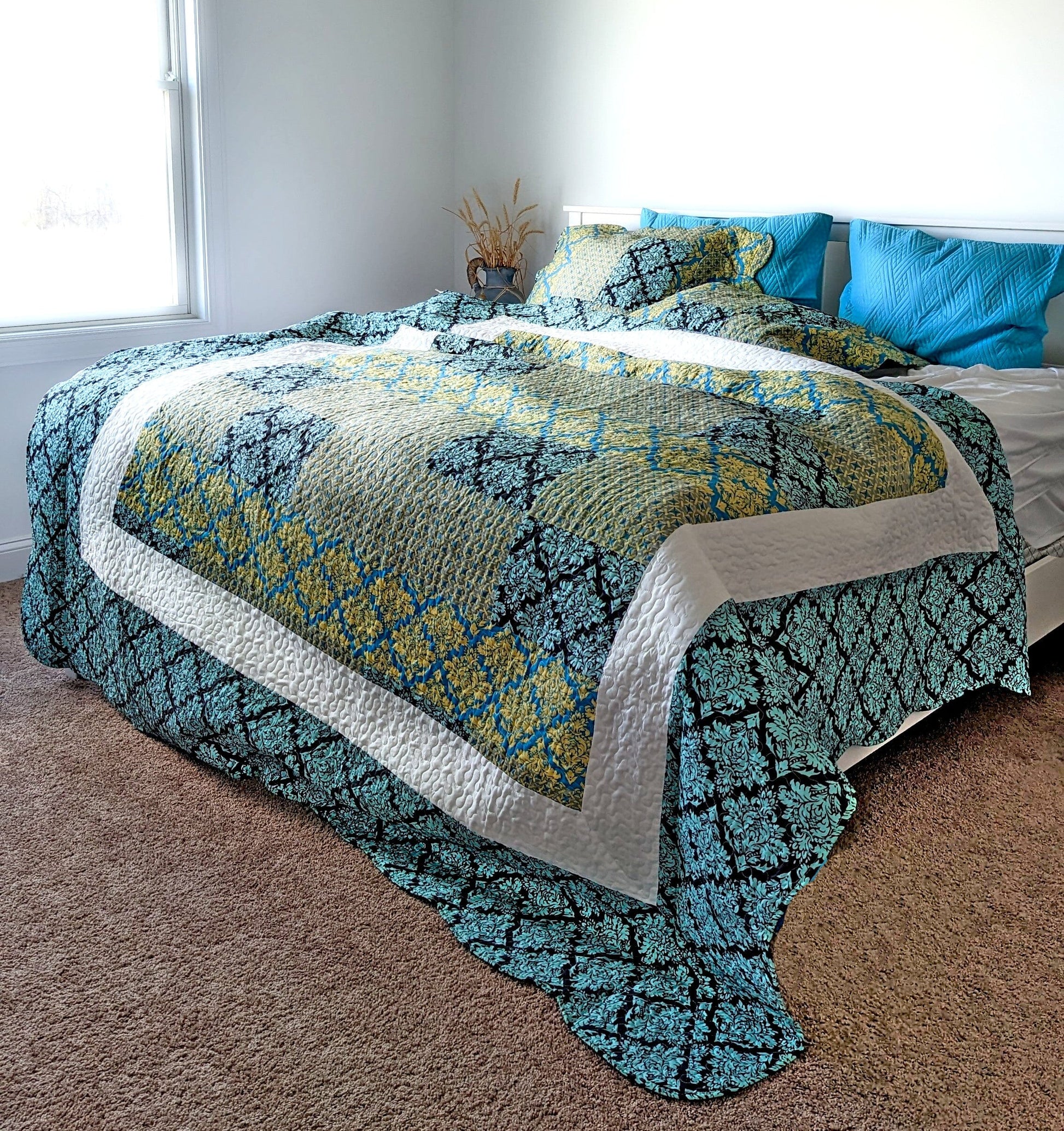 Tache Damask Ornate Baroque Teal Turquoise Blue Green Scalloped Quilt Set (SD-3300) - - Quilt / Bedspread