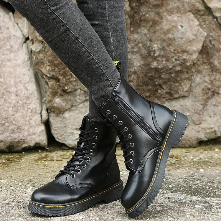 Martin Boots for Women - Black 38 - boots