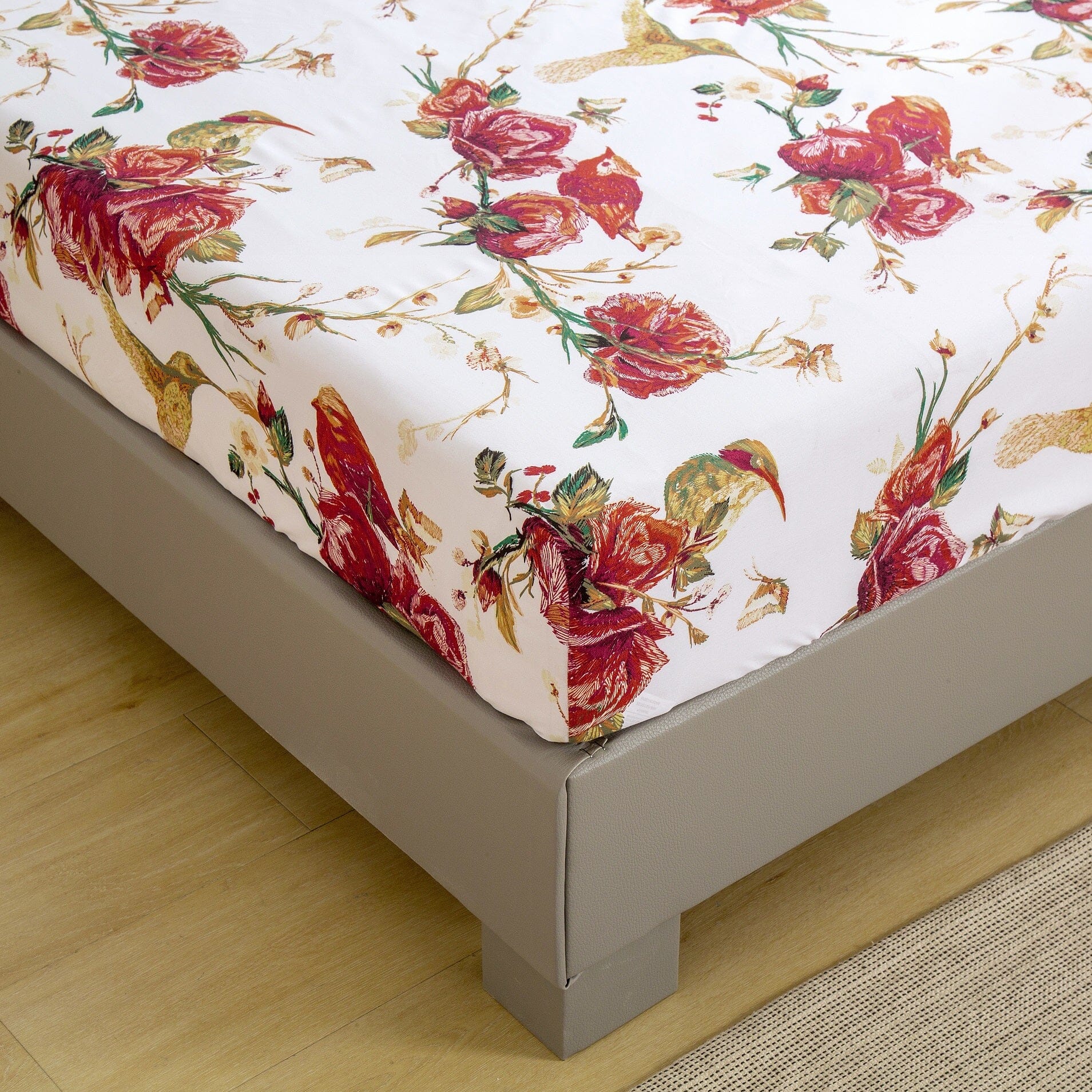 Tache Floral Hummingbirds Burgundy White Vintage Rose Garden Bed Sheet Set (SD-7676) - - Bed Sheet