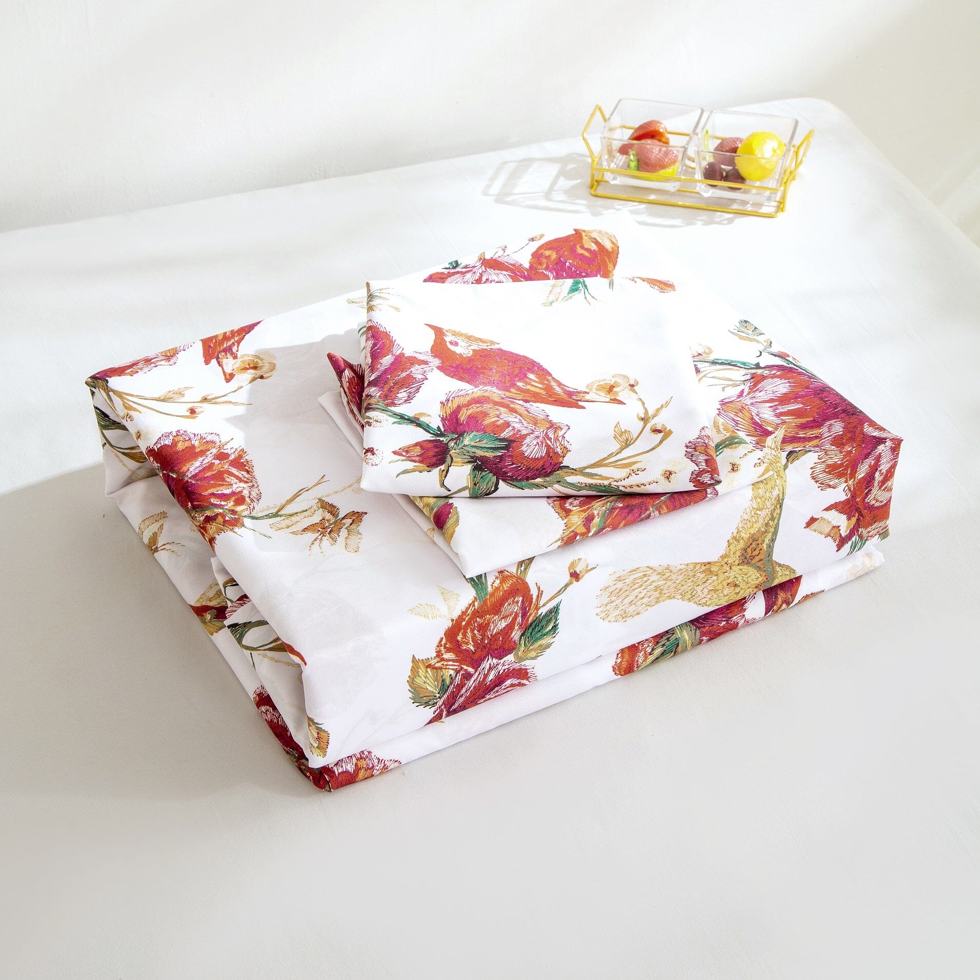 Tache Floral Hummingbirds Burgundy White Vintage Rose Garden Bed Sheet Set (SD-7676) - - Bed Sheet