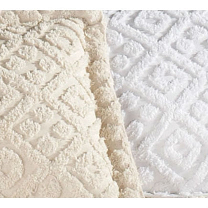 Full size Diamond Pattern Cotton Chenille Bedspread in White - - Bedroom > Bedspreads