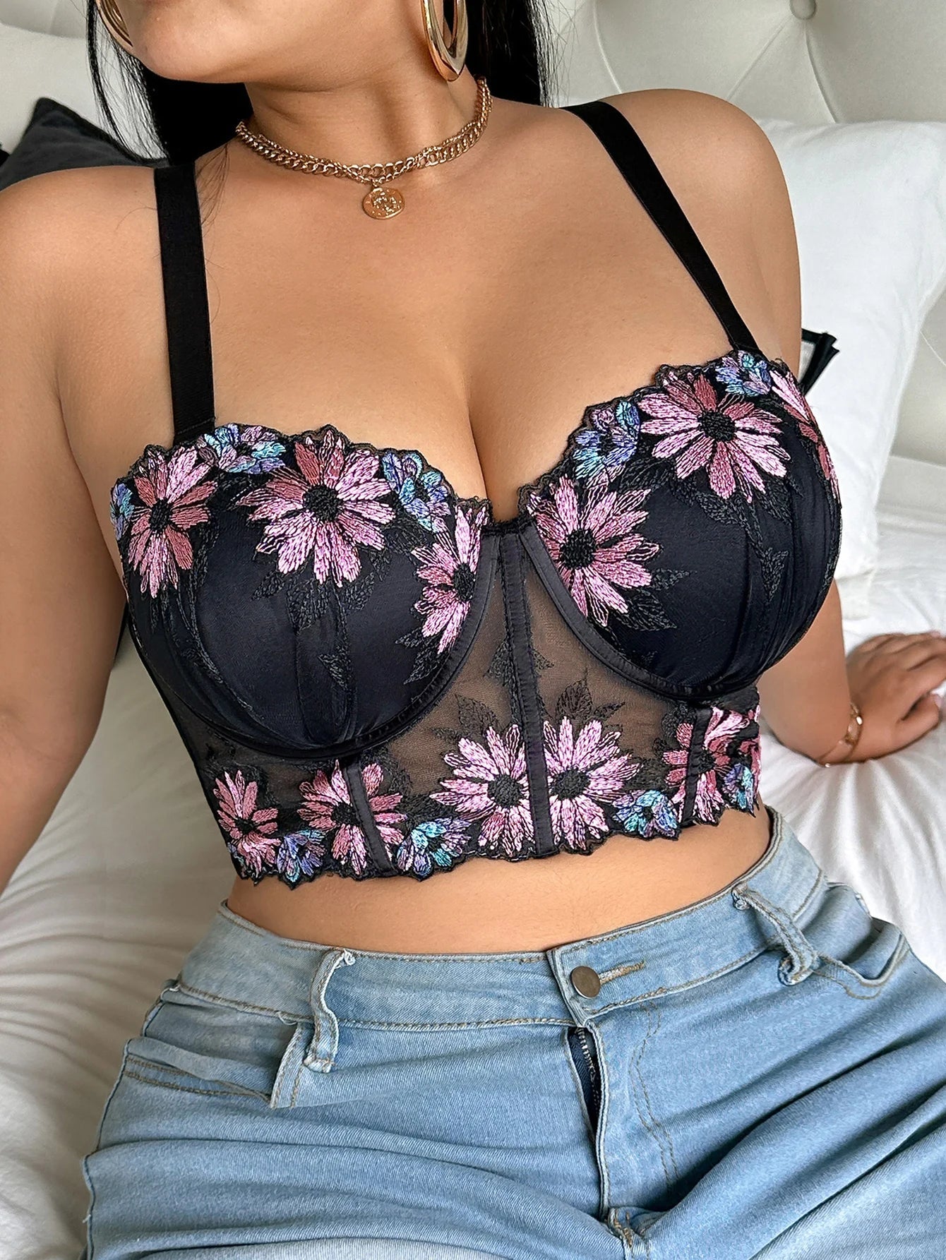 D E Thin Cup Plus Size Bras Lace Embroidered Floral Push up Bra Wide Shoulder Straps Soft Side Support Underwire Bra for Women - -