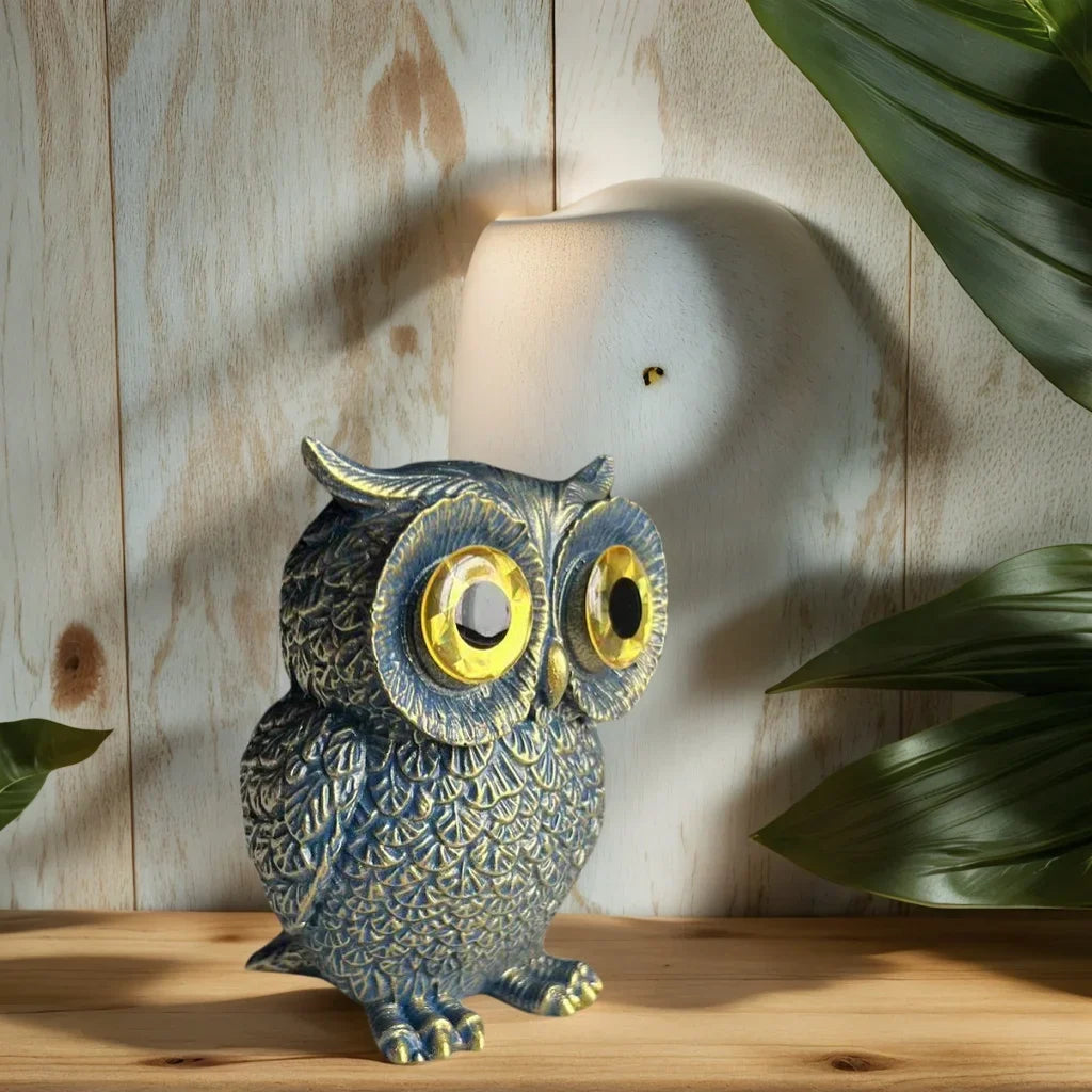 1 Piece of Retro-Style Cute Big-Eyed Owl Figurine, Creative Desktop Decoration Resin Craft, Adds Artistic Flair, Full of Details - -