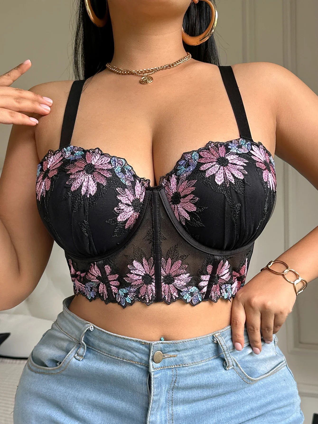 D E Thin Cup Plus Size Bras Lace Embroidered Floral Push up Bra Wide Shoulder Straps Soft Side Support Underwire Bra for Women - black -