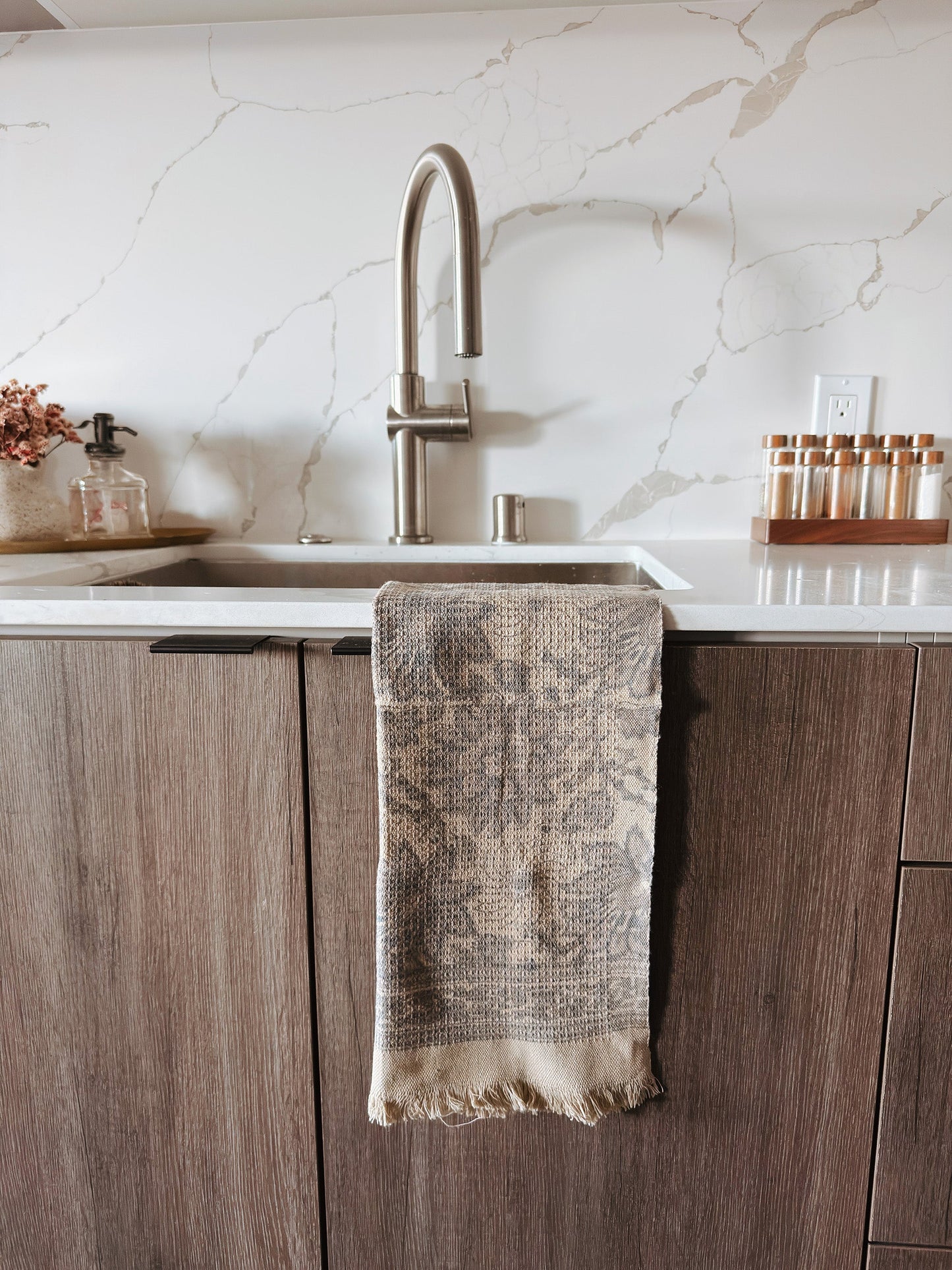 Artemis Khadi Cotton Hand Towels (set of 2) - - Towel