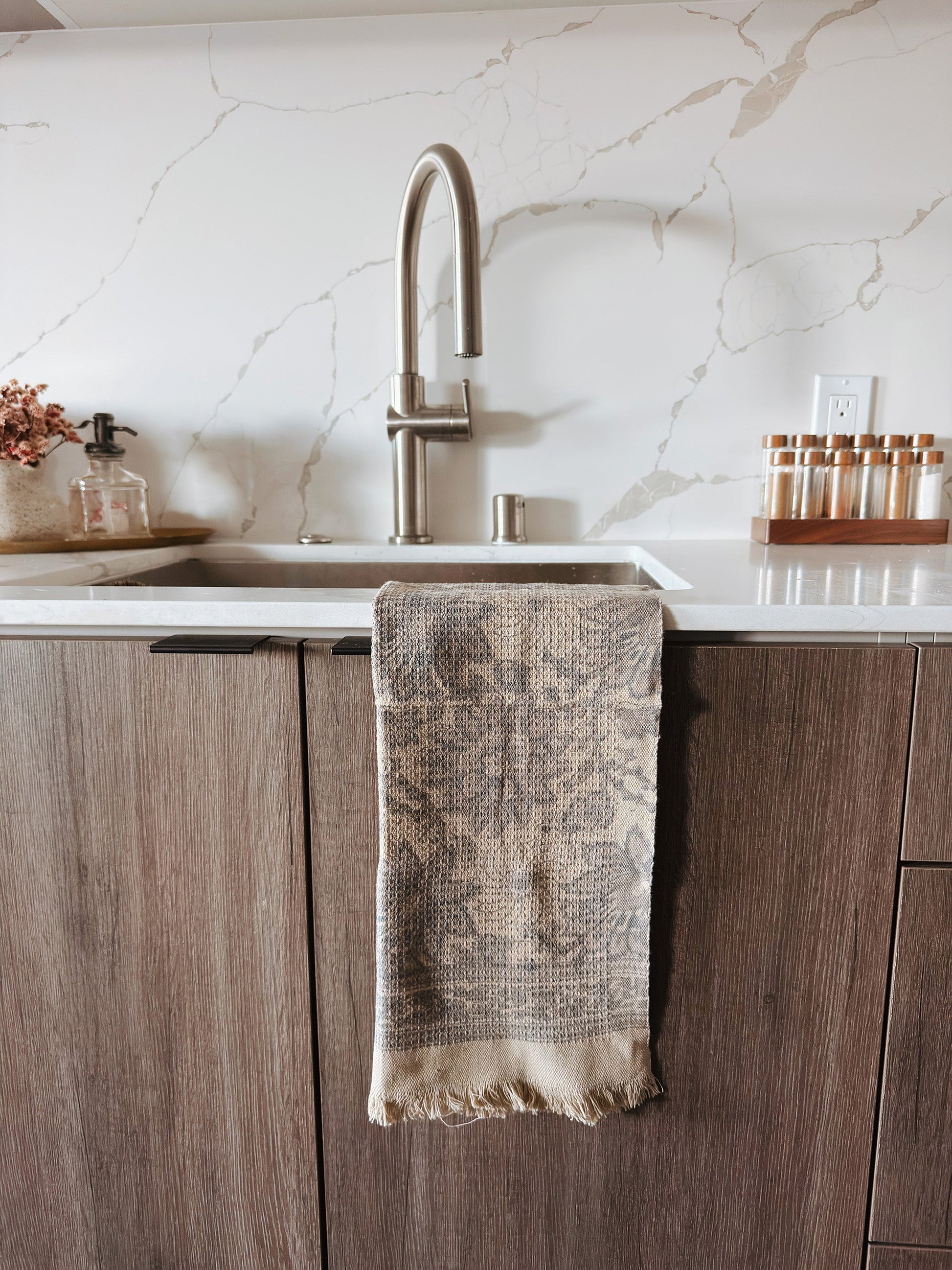 Artemis Khadi Cotton Hand Towels (set of 2) - - Towel