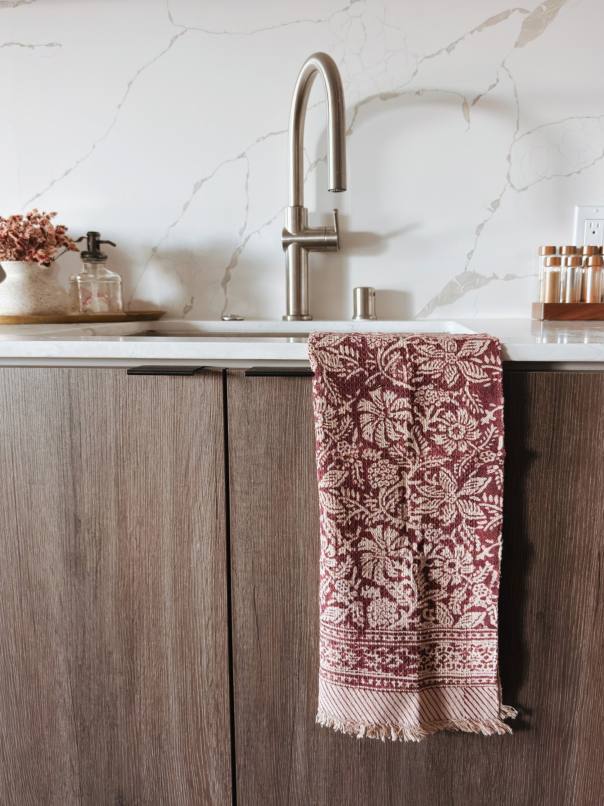 Circe Khadi Cotton Hand Towels (set of 2) - - Towel