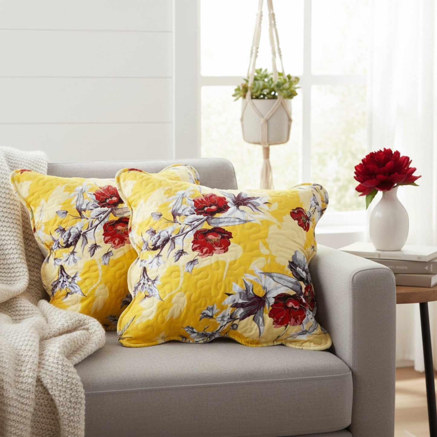 DaDa Bedding Set of 2 Sunshine Yellow Hummingbirds Floral Scalloped Throw Pillow Covers, 18" (JHW925) - - Cushion Cover