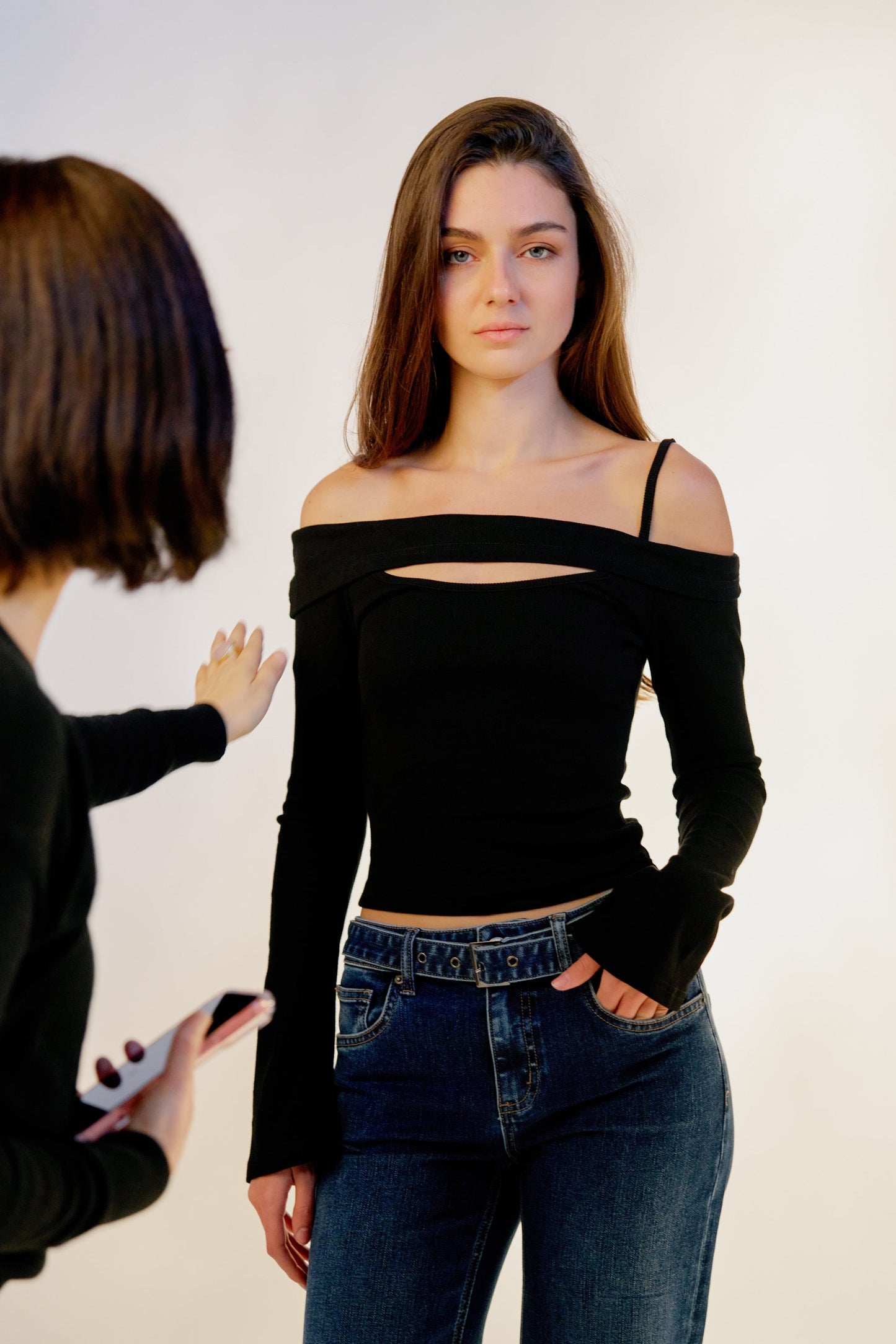 High Rise Belted Wide Leg Jeans with Buckle Closure - - Pants