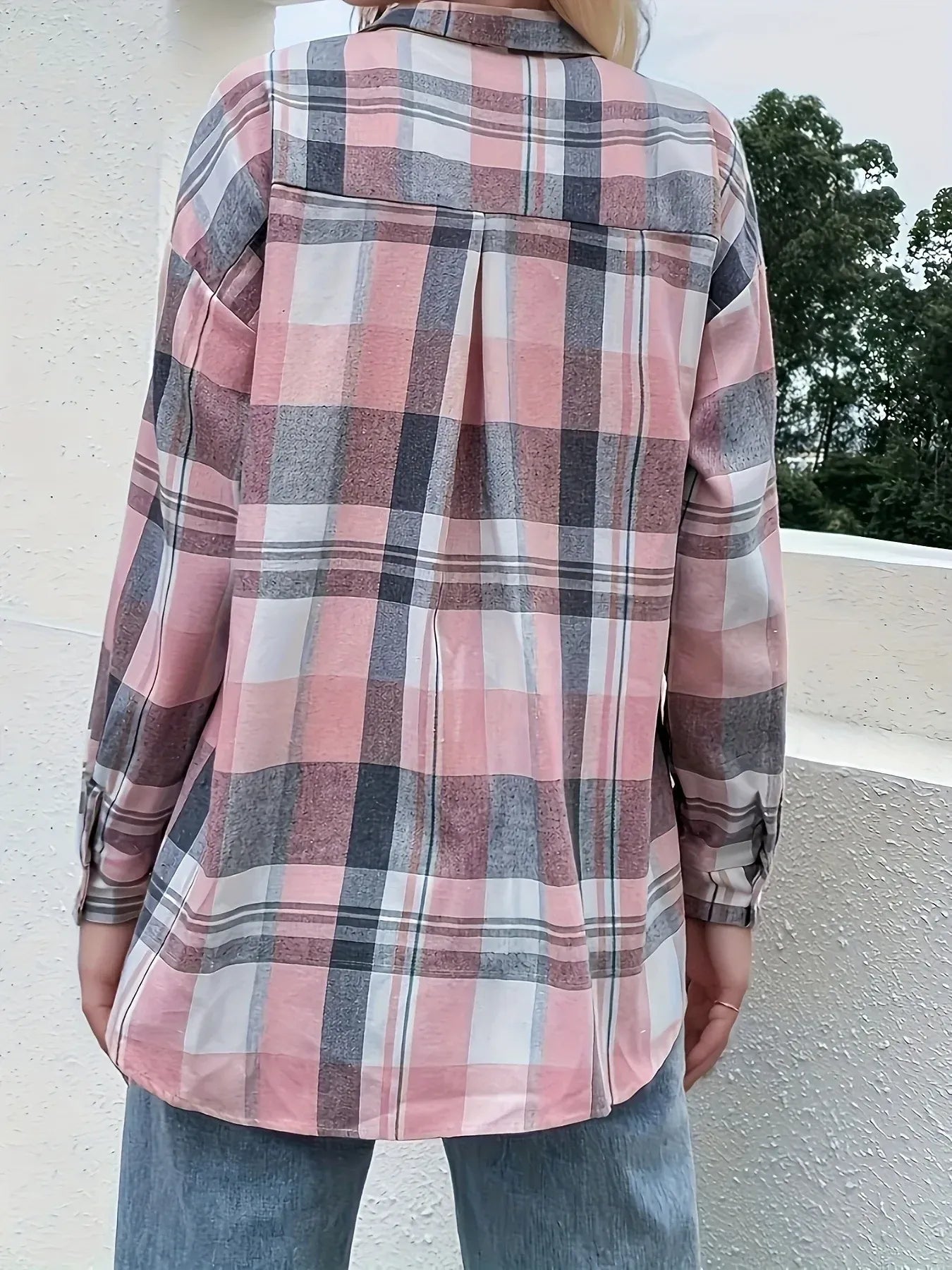 Plaid Button Up Long Sleeve Shirt - -