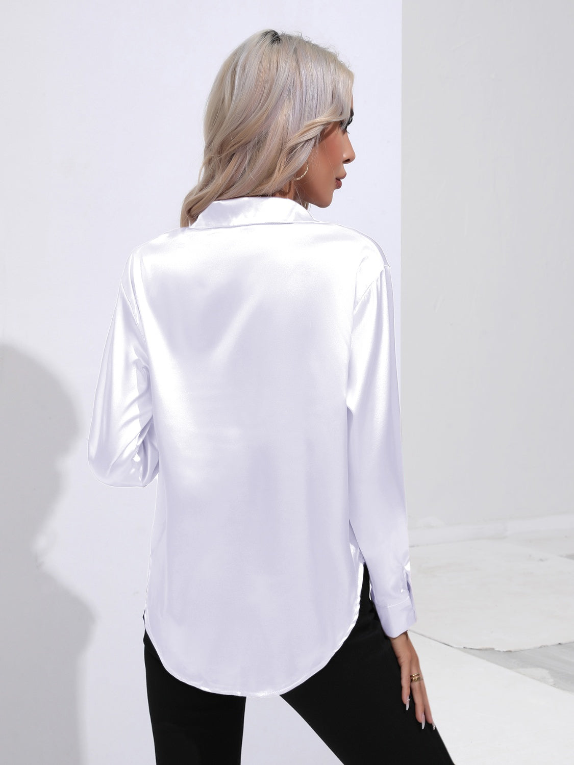 Collared Neck Buttoned Long Sleeve Shirt - -