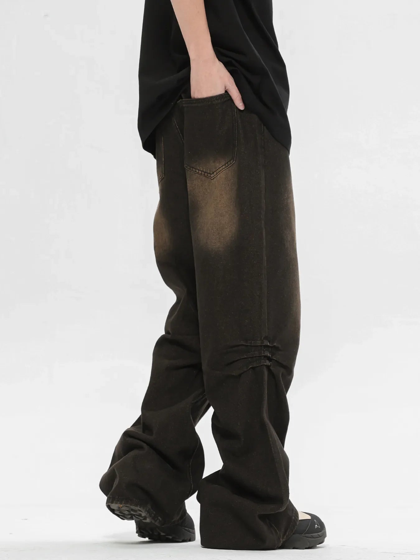 Men's Relaxed Fit Vintage Wash Flare Jeans - -