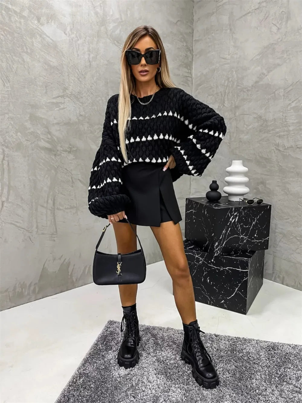 Contrast Round Neck Long Sleeve Sweater - -