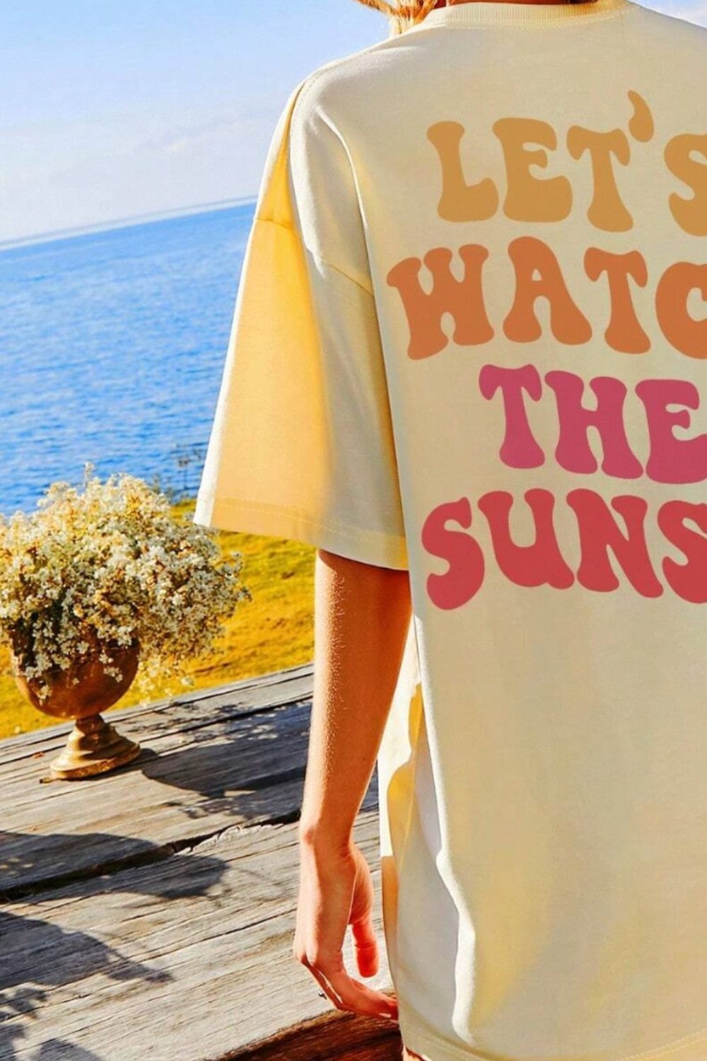 LET'S WATCH THE SUNSET Round Neck T-Shirt - - Clothing & Fashion