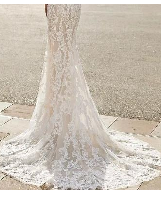 Chic Ivory Boat Neck Bridal Dress with Slit - - dress