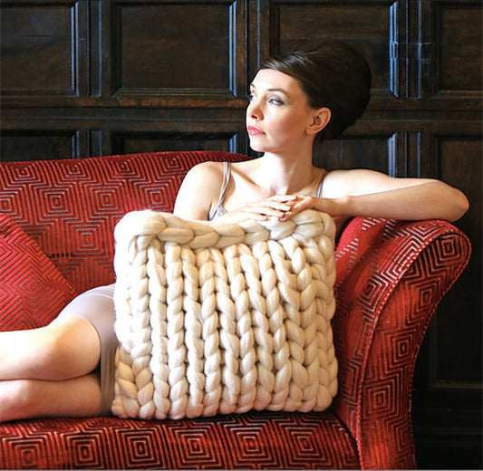 Handwoven Pillow - white 40x40cm - pillow