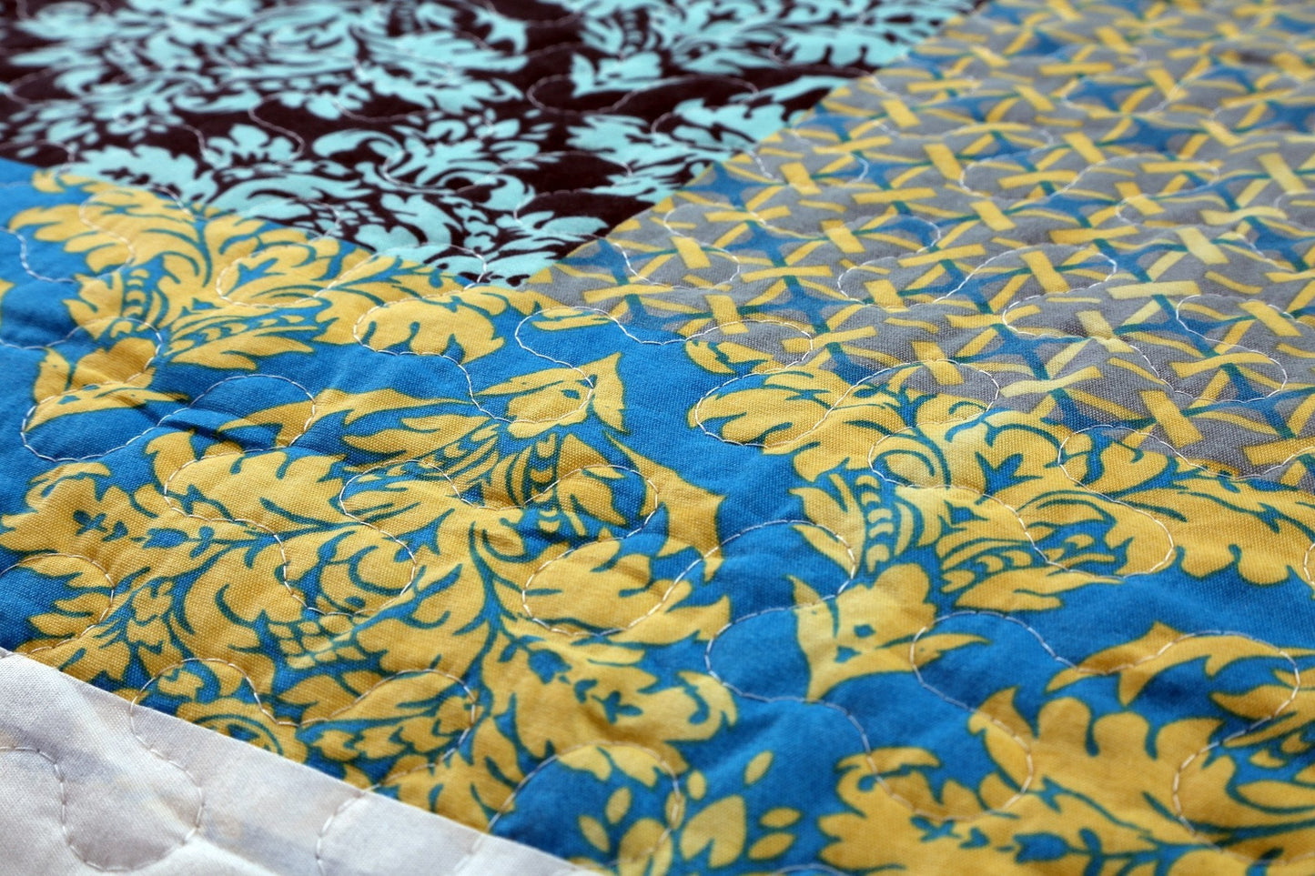 Tache Damask Ornate Baroque Teal Turquoise Blue Green Scalloped Quilt Set (SD-3300) - - Quilt / Bedspread