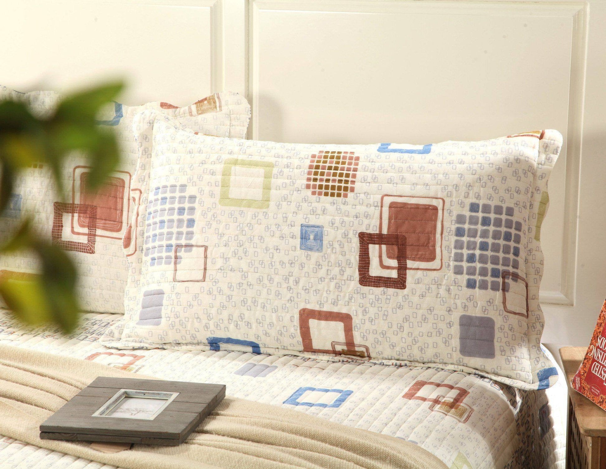 Tache Geometric Cubic Squares Ivory Scalloped Retro Cotton Quilt Bedspread Set (DSW009) - - Quilt / Bedspread
