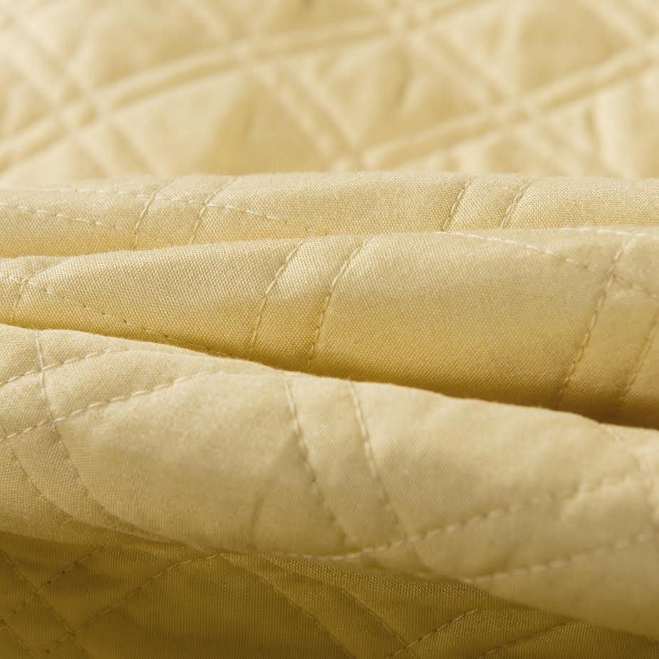 Tache Buttercup Puffs Yellow Diamond Matelasse Scalloped Quilt Set (YELLEMDES) - - Quilt / Bedspread