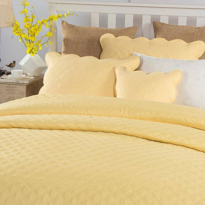 Tache Buttercup Puffs Yellow Diamond Matelasse Scalloped Quilt Set (YELLEMDES) - - Quilt / Bedspread