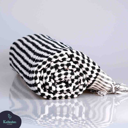 Pom Pom Bath Towel - - Bath Towels
