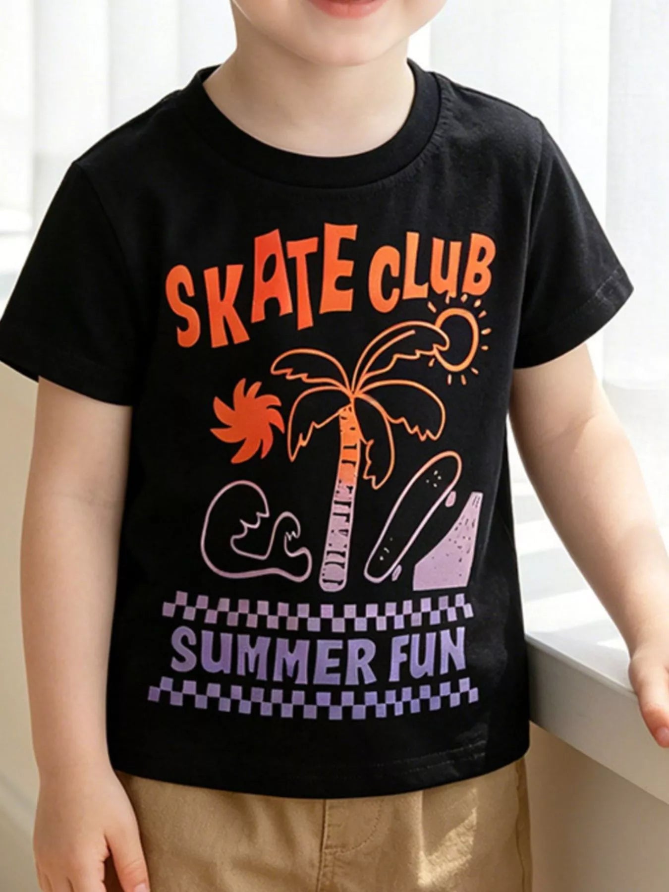 Children's Graphic Round Neck T-Shirt - Black -