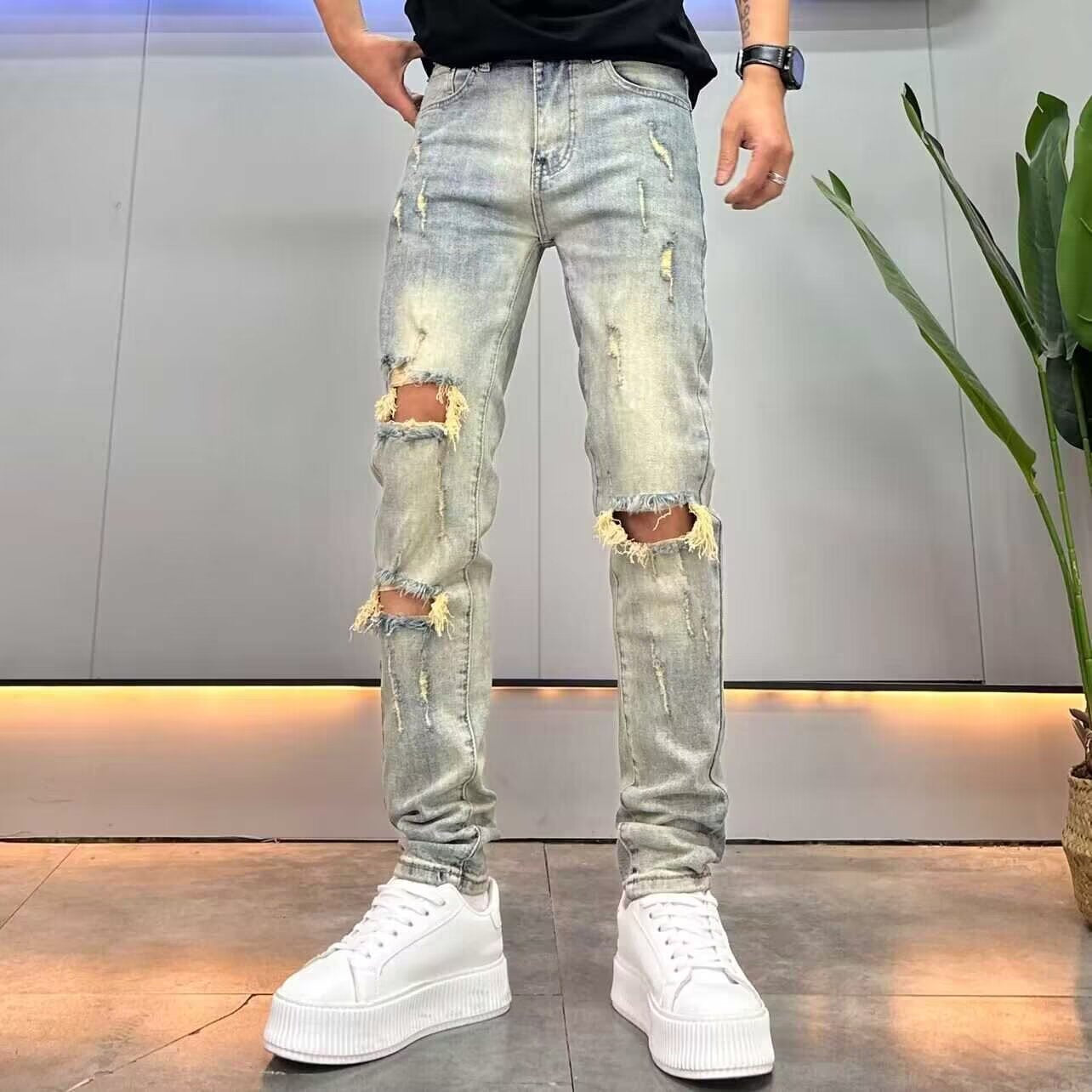 Trendy Distressed Denim Pants - - jeans