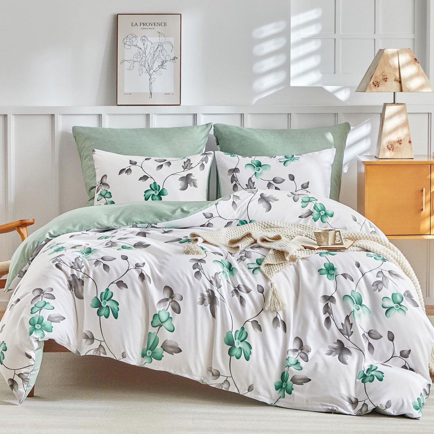Mint Meadow Queen Duvet Set with Zipper - - duvet set