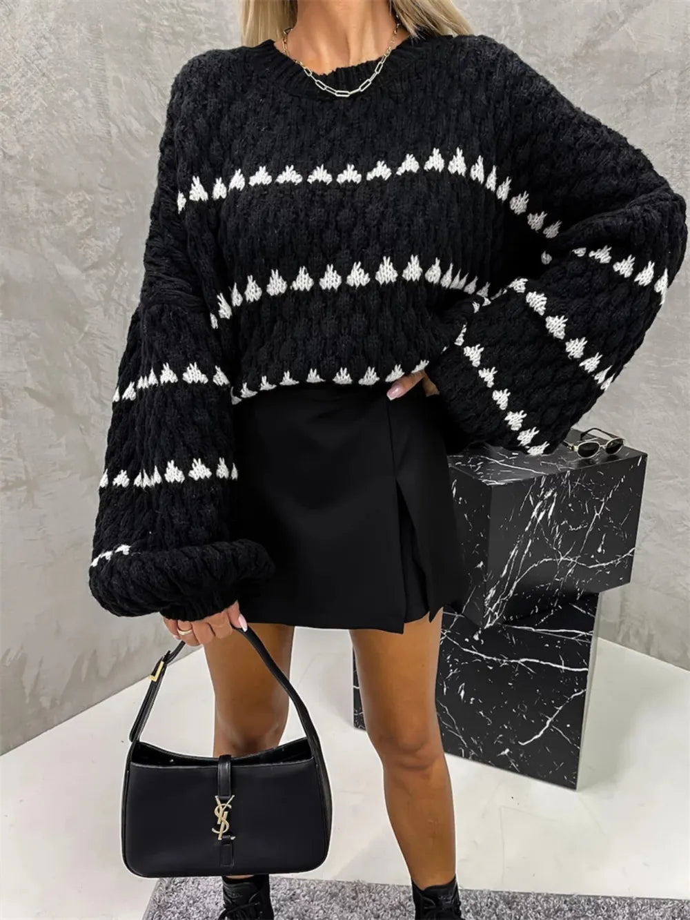 Contrast Round Neck Long Sleeve Sweater - Black -