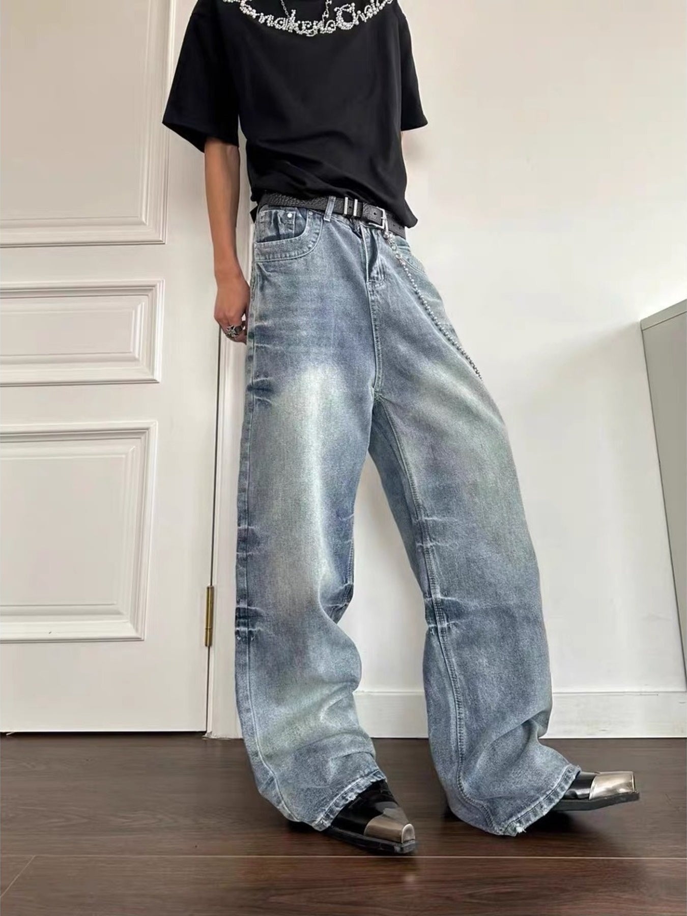 Men's Vintage Wash Wide Leg Jeans - -