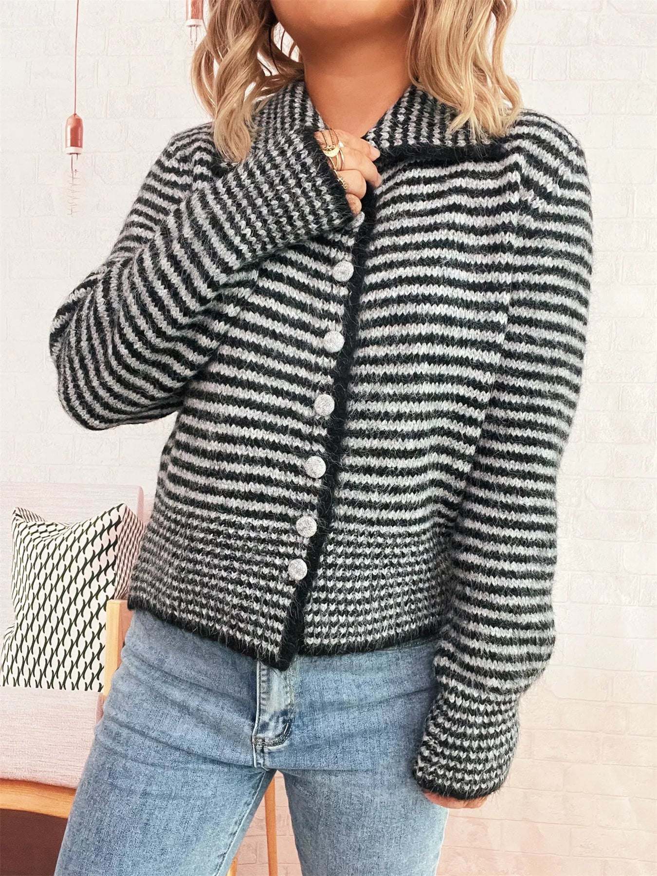 Striped Button-Up Long Sleeve Cardigan - Black One Size -