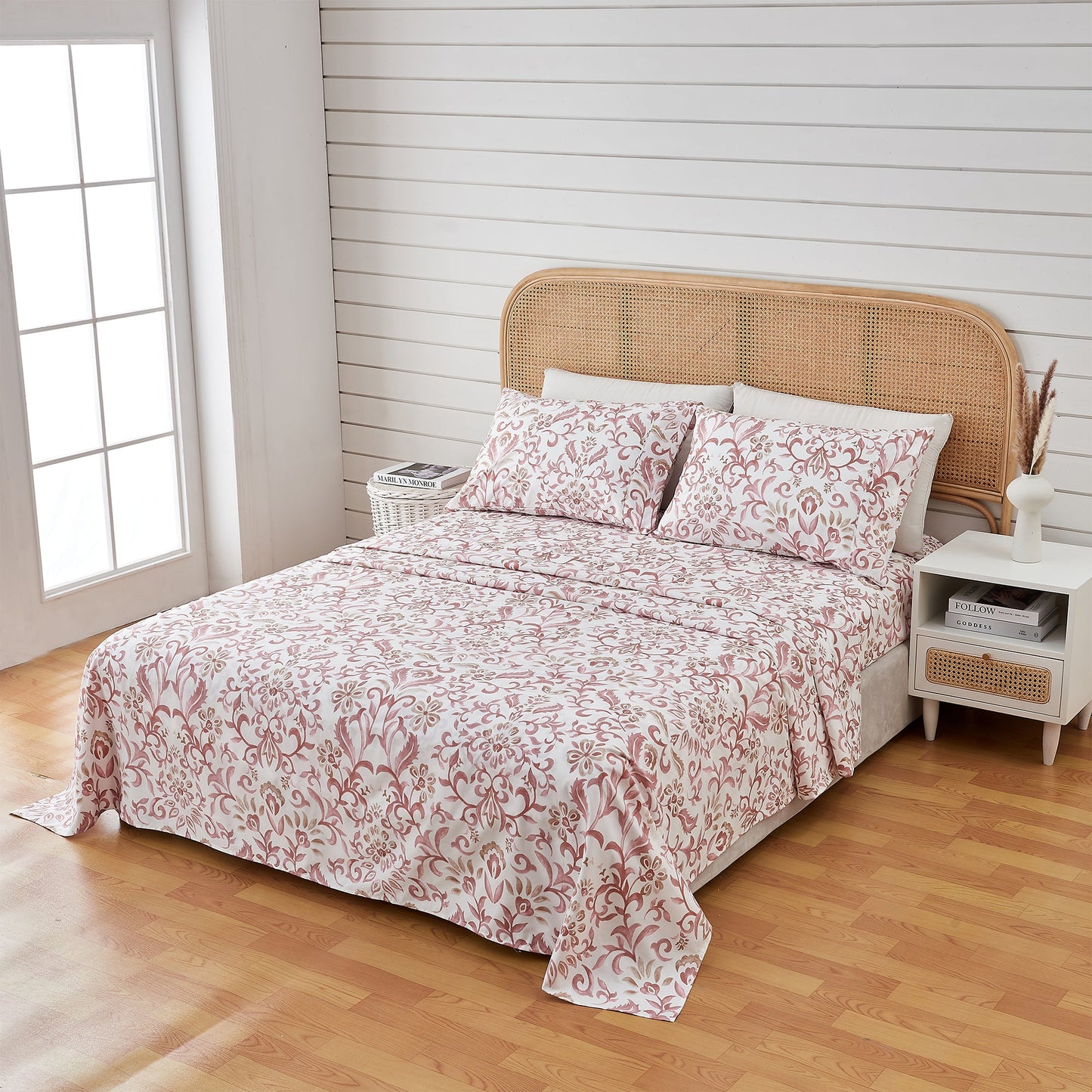 Watercolor Floral Sheet Set - Delia Collection - - Sheets