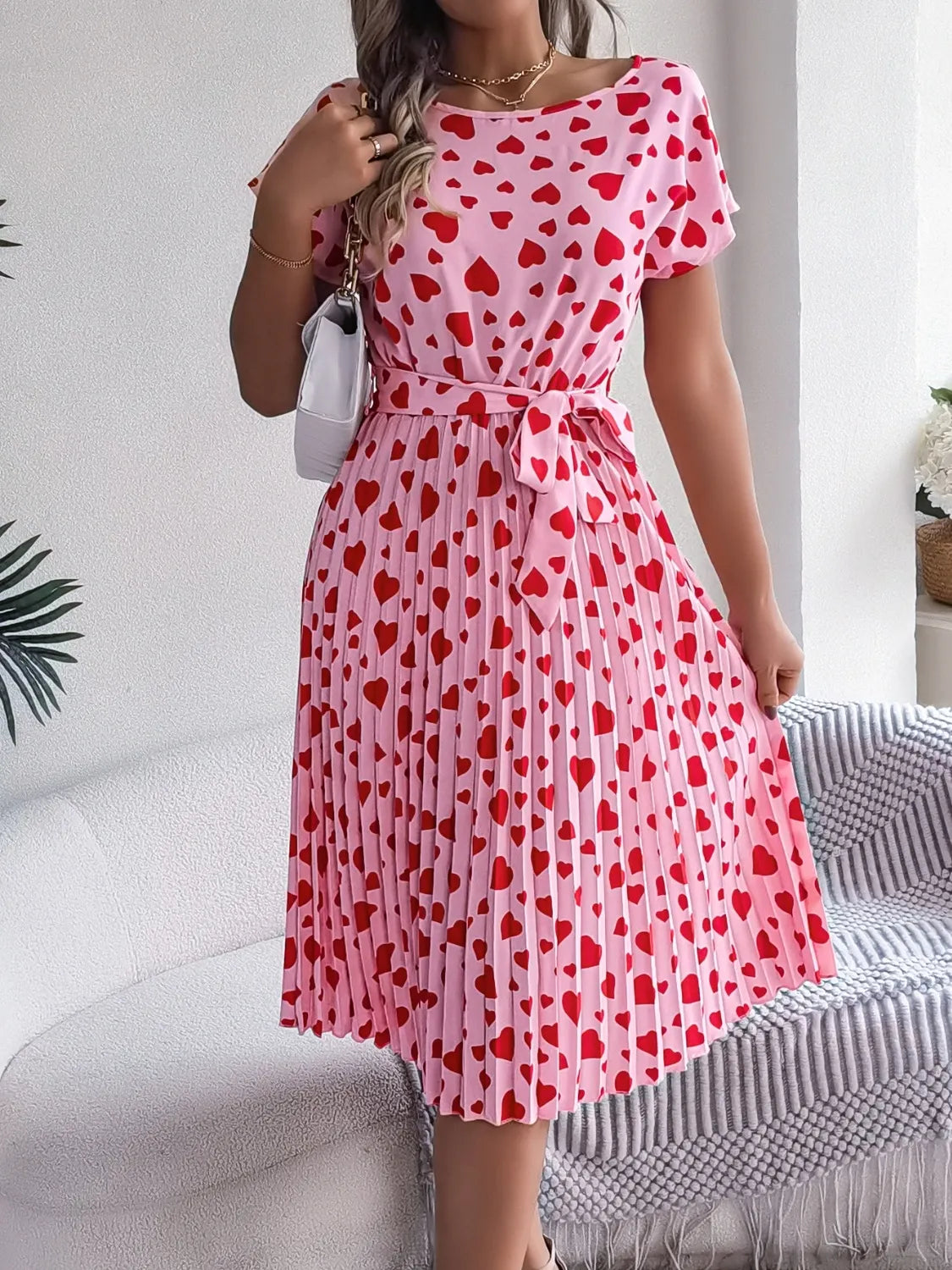 Heart Print Short Sleeve Tie Waist Dress - -