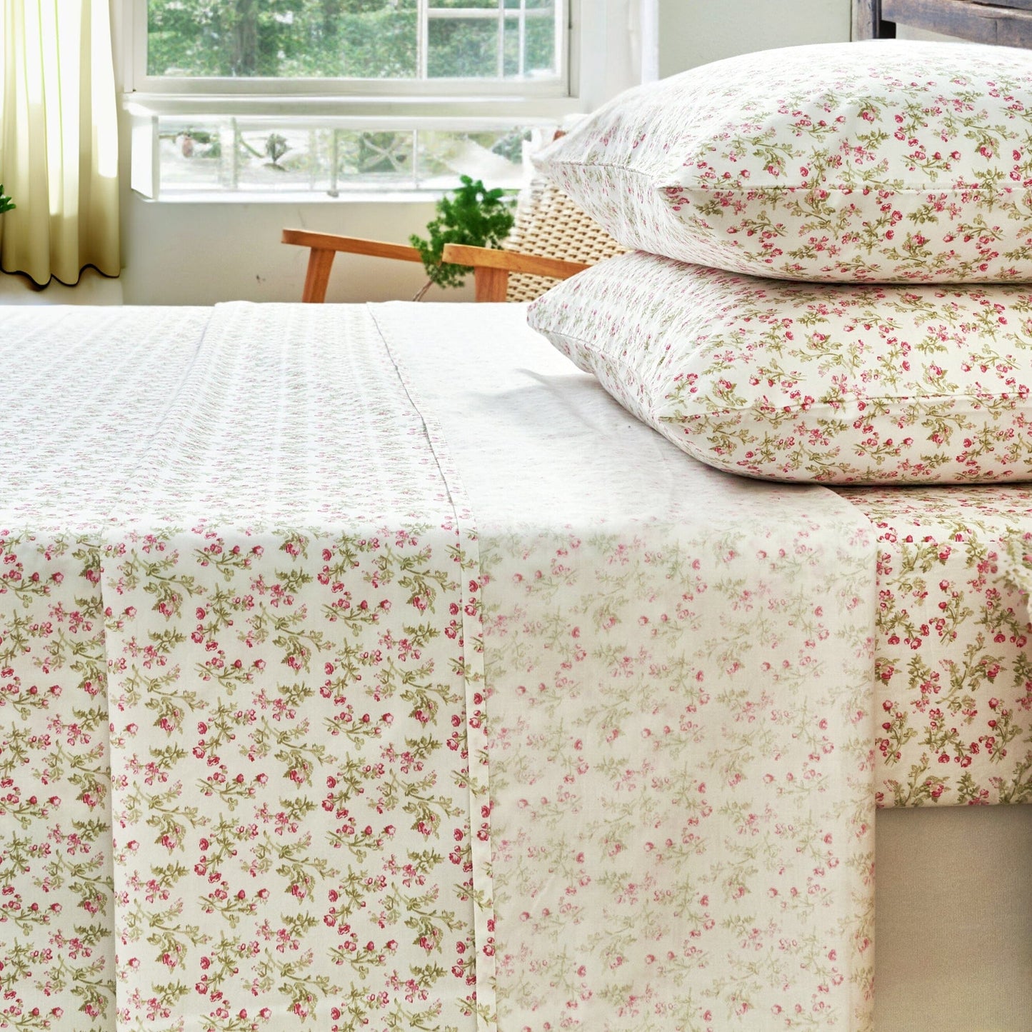 DaDa Bedding Collection Romantic Coquette Sheet Set - 100% Cotton [ Poplin Cotton ] Floral Fitted & Flat Sheets with Pillowcases - Deep Pocket Design - Soft, Breathable, Wrinkle-Resistant- DaDalogy Bedding Collection- {{Product type}}