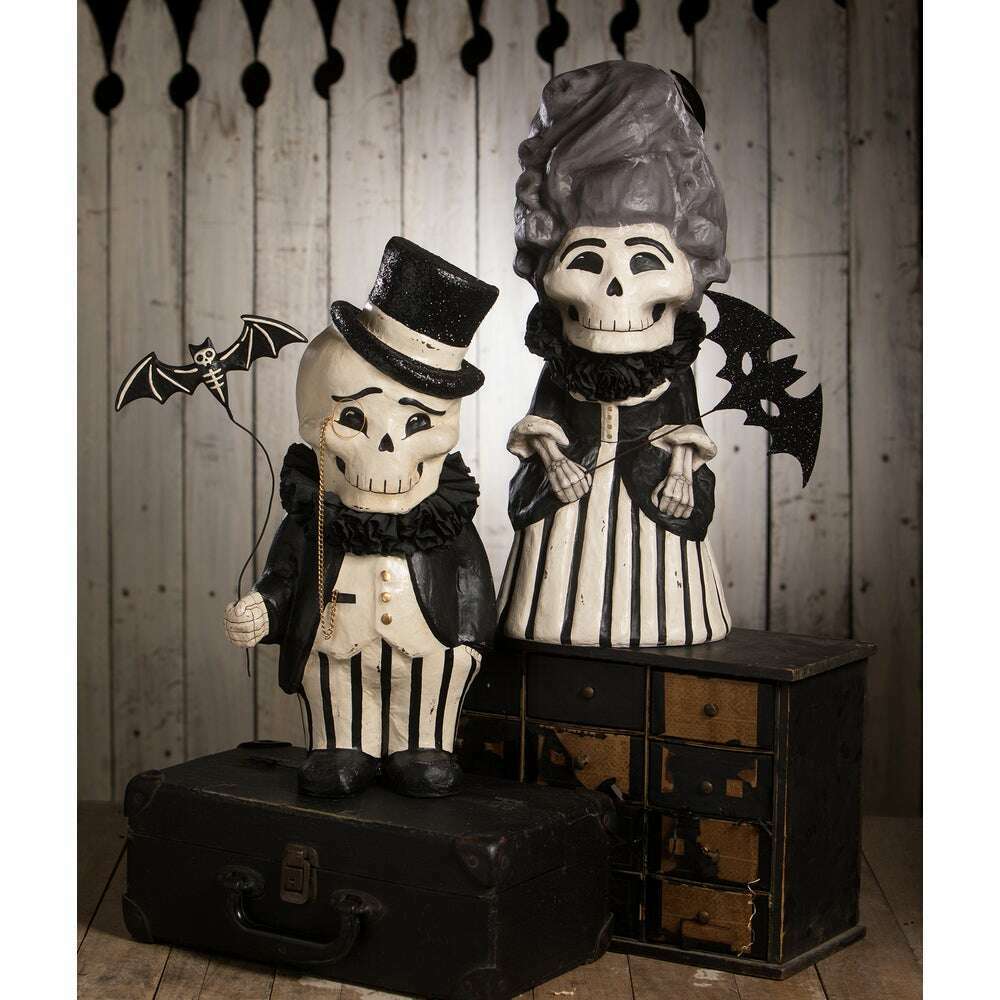 Divine Desiree Skelly Large by Bethany Lowe Designs - - Figurines