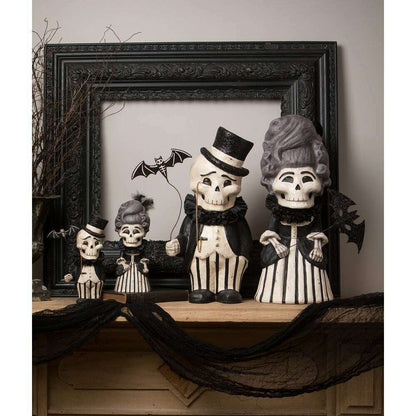 Divine Desiree Skelly Large by Bethany Lowe Designs - - Figurines