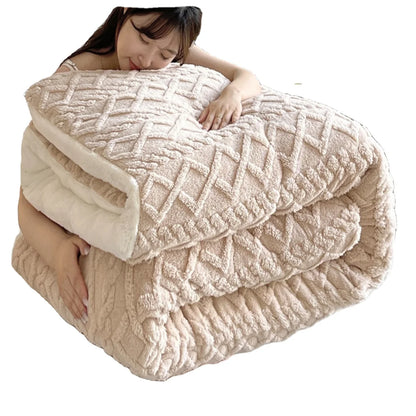 Nordic Style Solid Sherpa Quilt KING Light Beige