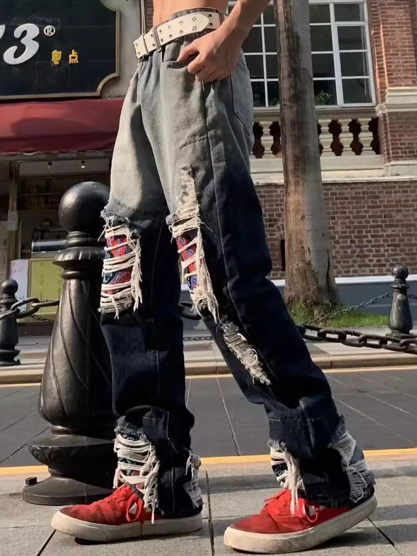 Men's Distressed Wash Loose Fit Jeans - -
