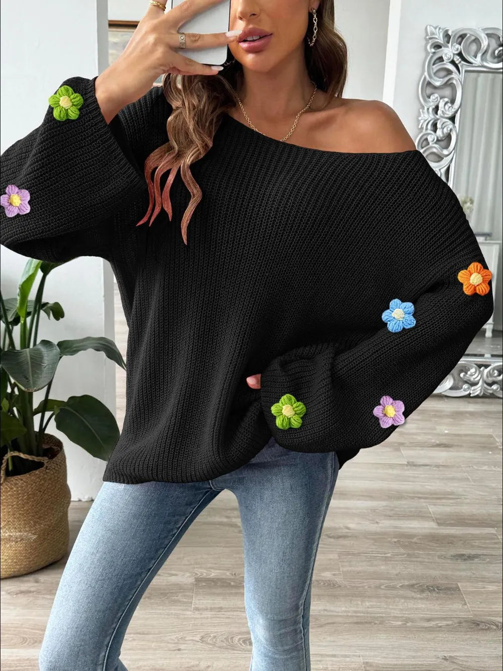 Flower Round Neck Long Sleeve Sweater - Black -