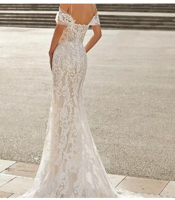 Chic Ivory Boat Neck Bridal Dress with Slit - - dress