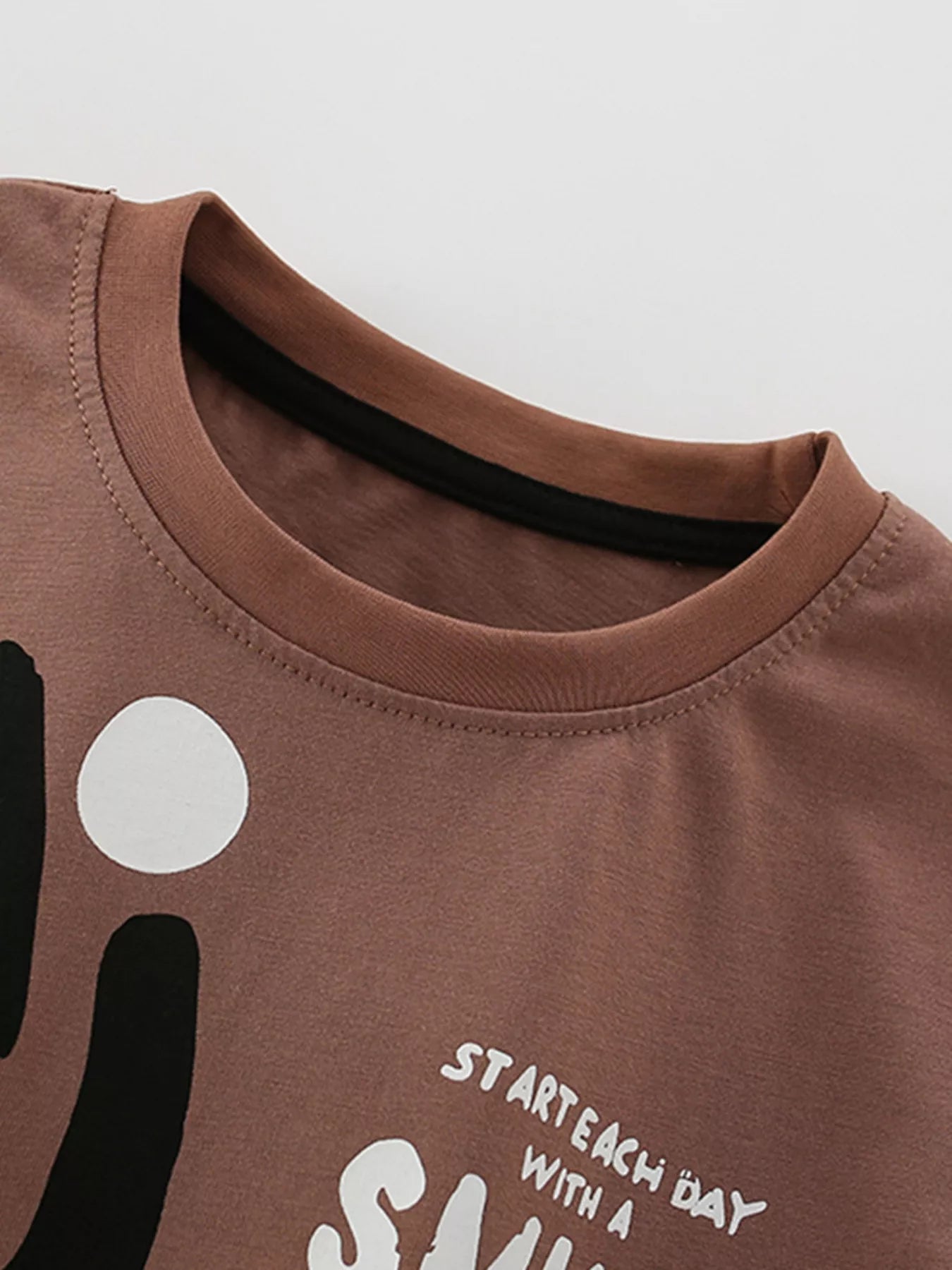 Children's Smile Print Tee and Shorts Casual Set - -