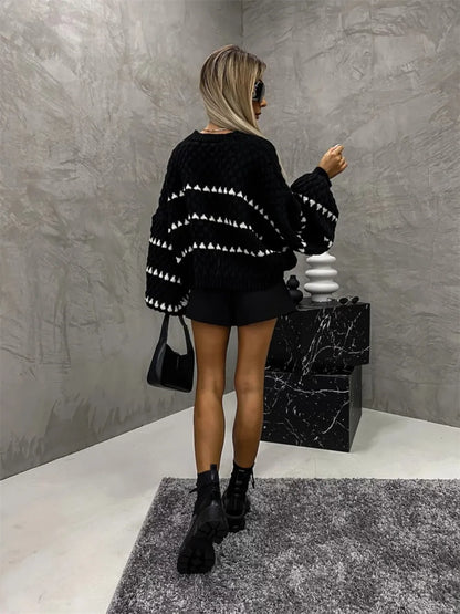 Contrast Round Neck Long Sleeve Sweater - -