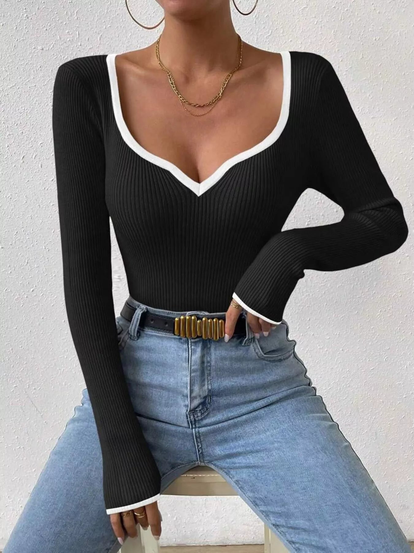 Contrast Trim Long Sleeve Knit Top - -