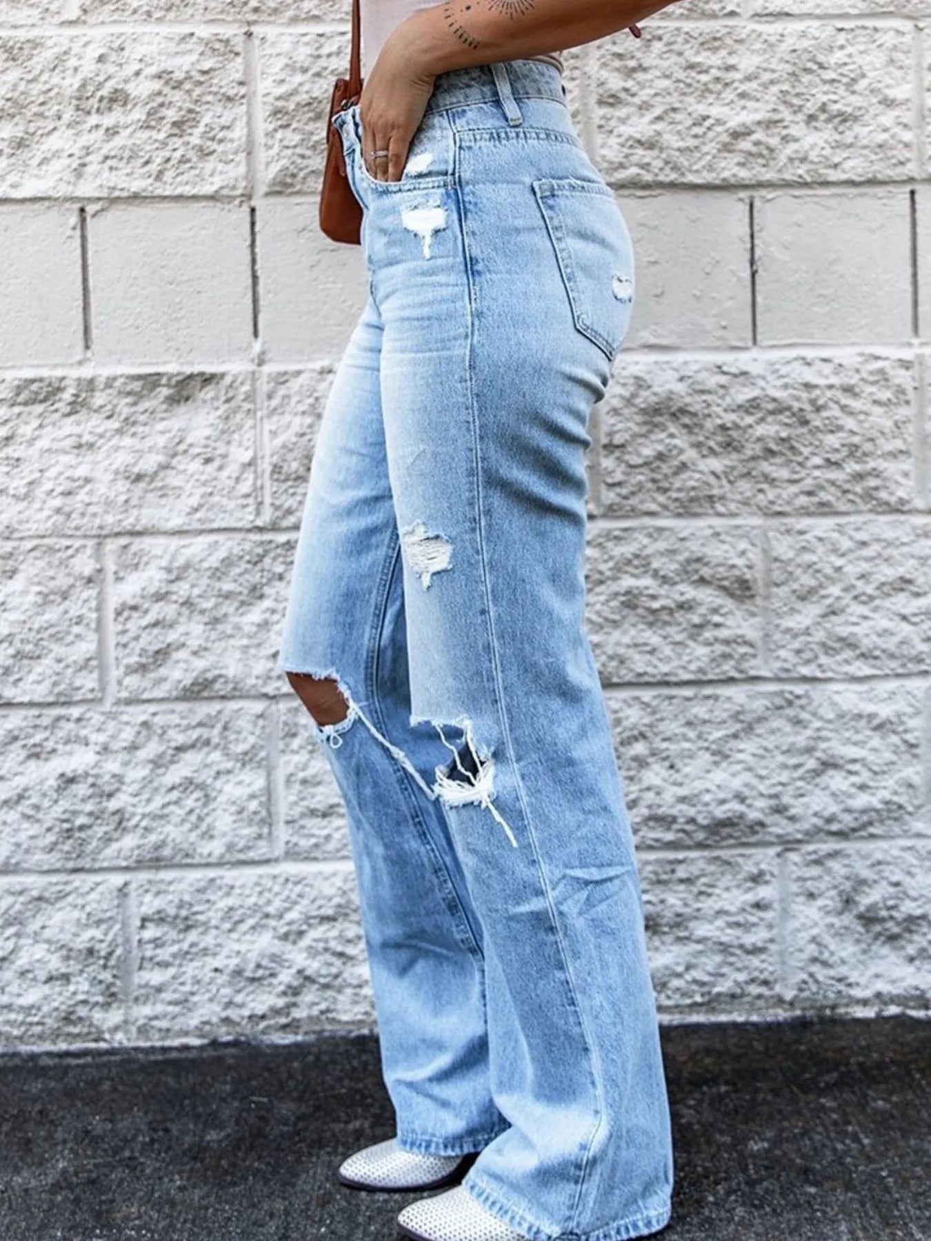 High Waist Distressed Jeans - -